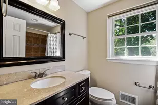 6110 Green Cap Pl, Fairfax, VA 22030 - Photo 37