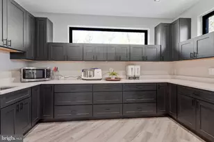 3525 Glenbrook Rd, Fairfax, VA 22031 - Photo 33