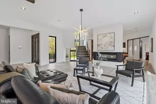 3525 Glenbrook Rd, Fairfax, VA 22031 - Photo 11