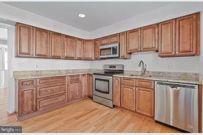 8505 Jeffersonian Court, Vienna, VA 22182 - Photo 5