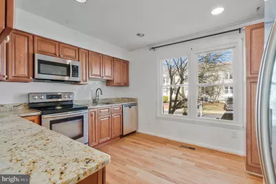 8505 Jeffersonian Court, Vienna, VA 22182 - Photo 9