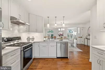 6317 Crooked Oak Lane, Falls Church, VA 22042 - Photo 11