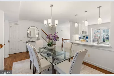 6317 Crooked Oak Lane, Falls Church, VA 22042 - Photo 9