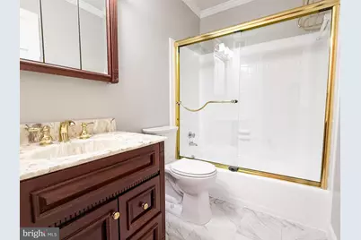 3106 Hunt Road, Oakton, VA 22124 - Photo 17