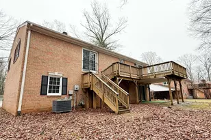 3106 Hunt Rd, Oakton, VA 22124 - Photo 3