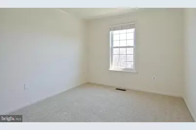 7415 Gillingham Row, Alexandria, VA 22315 - Photo 27