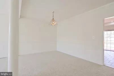 7415 Gillingham Row, Alexandria, VA 22315 - Photo 9