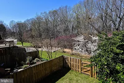 7415 Gillingham Row, Alexandria, VA 22315 - Photo 19