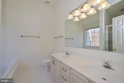 7415 Gillingham Row, Alexandria, VA 22315 - Photo 23