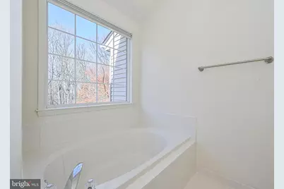 7415 Gillingham Row, Alexandria, VA 22315 - Photo 25