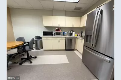 1984 Isaac Newton Square W #214, Reston, VA 20190 - Photo 5