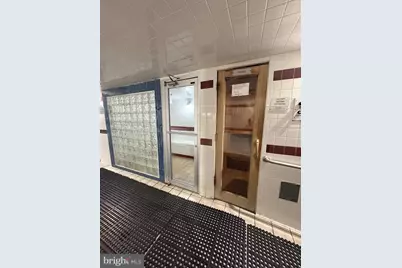 3800 Powell Lane #302, Falls Church, VA 22041 - Photo 17