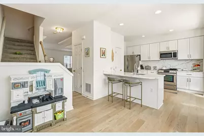 7514 Lamoyne Court, Alexandria, VA 22315 - Photo 11