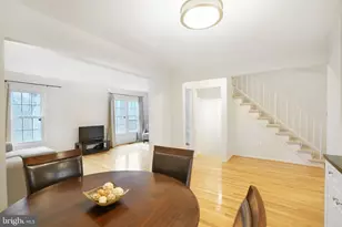 7312 Spring View Ct, Springfield, VA 22153 - Photo 13