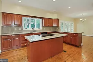 7204 Quiet Cove, Annandale, VA 22003 - Photo 17