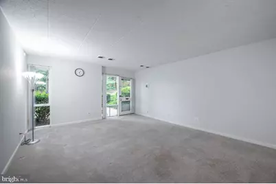 2525 Huntington Avenue #18, Alexandria, VA 22303 - Photo 3