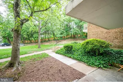 2525 Huntington Avenue #18, Alexandria, VA 22303 - Photo 11