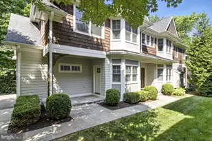 6838 St Albans Rd, McLean, VA 22101 - Photo 1