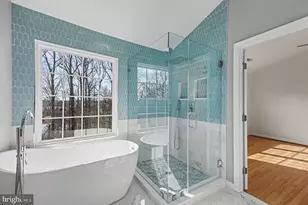 5705 Governors Pond Cir, Alexandria, VA 22310 - Photo 15