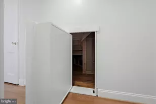 7309 Woodley Pl, Falls Church, VA 22046 - Photo 17