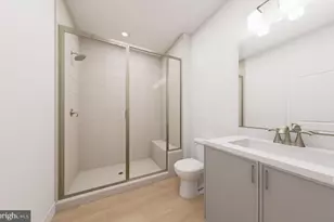 9475B Sprague Ave, Fairfax, VA 22031 - Photo 11