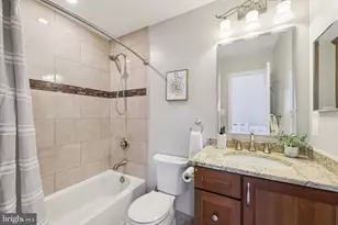 8413 Hollis Ln, Vienna, VA 22182 - Photo 35