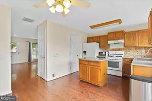 6511 Old Carriage Ln, Alexandria, VA 22315 - Photo 13