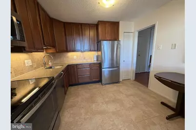 6800 Fleetwood Road #1002, McLean, VA 22101 - Photo 7