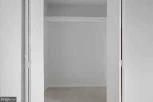 5608 Bloomfield Dr, Alexandria, VA 22312 - Photo 13