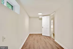 9101 Old Keene Mill Rd, Springfield, VA 22152 - Photo 9