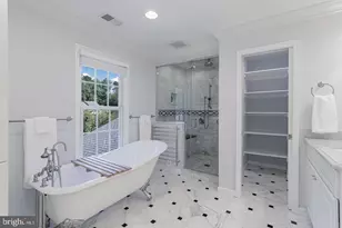 6607 Tina Ln, McLean, VA 22101 - Photo 29