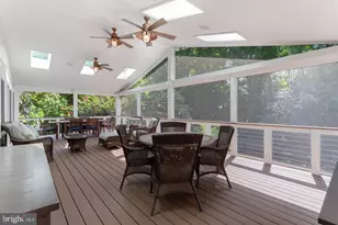 6607 Tina Ln, McLean, VA 22101 - Photo 21