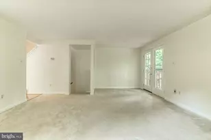 13900 Winding Ridge Ln, Centreville, VA 20121 - Photo 7