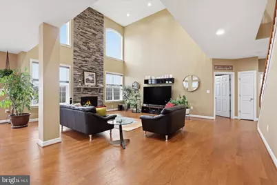 5575 James Young Way, Fairfax, VA 22032 - Photo 17