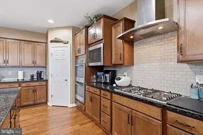 5575 James Young Way, Fairfax, VA 22032 - Photo 13