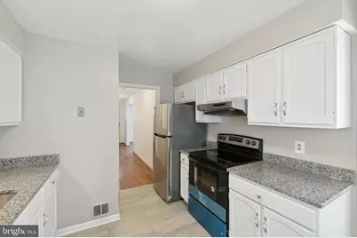 1549 Bruton Court, McLean, VA 22101 - Photo 7