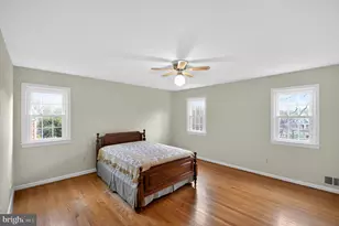 8624 Redwood Dr, Vienna, VA 22180 - Photo 19