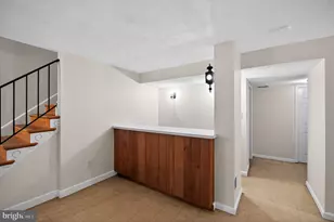 8624 Redwood Dr, Vienna, VA 22180 - Photo 27