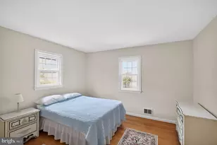 8624 Redwood Dr, Vienna, VA 22180 - Photo 23