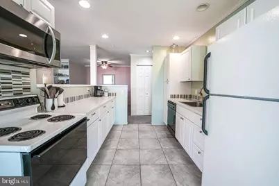 543 Florida Avenue #202, Herndon, VA 20170 - Photo 15