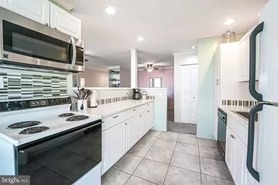 543 Florida Avenue #202, Herndon, VA 20170 - Photo 17