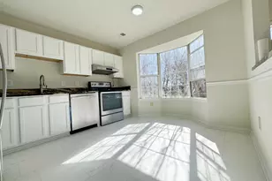 9615 Franklin Woods Pl, Lorton, VA 22079 - Photo 3