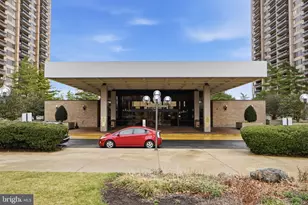 3705 South George Mason Dr, Falls Church, VA 22041 - Photo 25