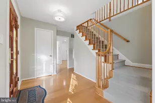 2302 Tanglevale Dr, Vienna, VA 22181 - Photo 5