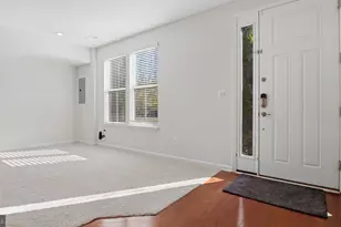 13658 Air and Space Museum Pkwy, Herndon, VA 20171 - Photo 5