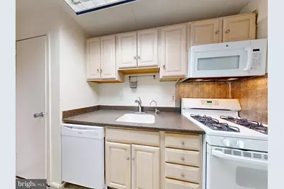 2629 Fort Farnsworth Road #276, Alexandria, VA 22303 - Photo 17