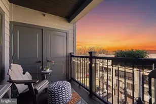 12875 Mosaic Pk Wy, Herndon, VA 20171 - Photo 1