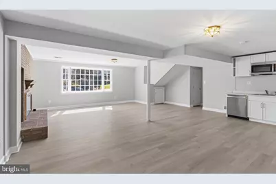 9116 Hamilton Drive, Fairfax, VA 22031 - Photo 27