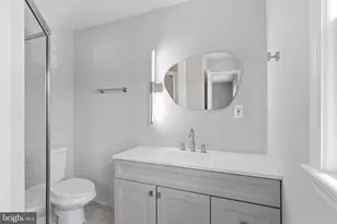 9116 Hamilton Dr, Fairfax, VA 22031 - Photo 25