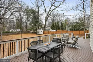 11202 Cranbrook Ln, Oakton, VA 22124 - Photo 53